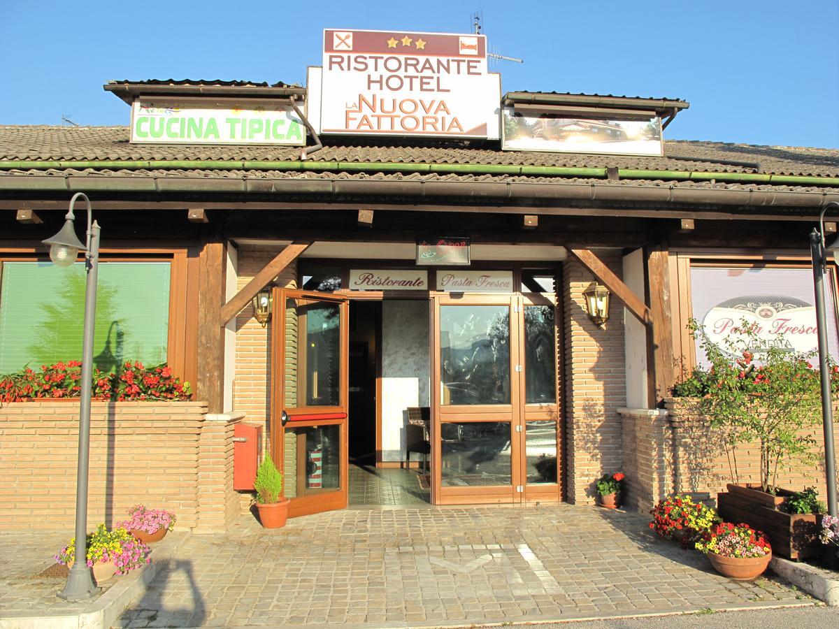 Hotel Ristorante La Nuova Fattoria Carsoli Exteriér fotografie