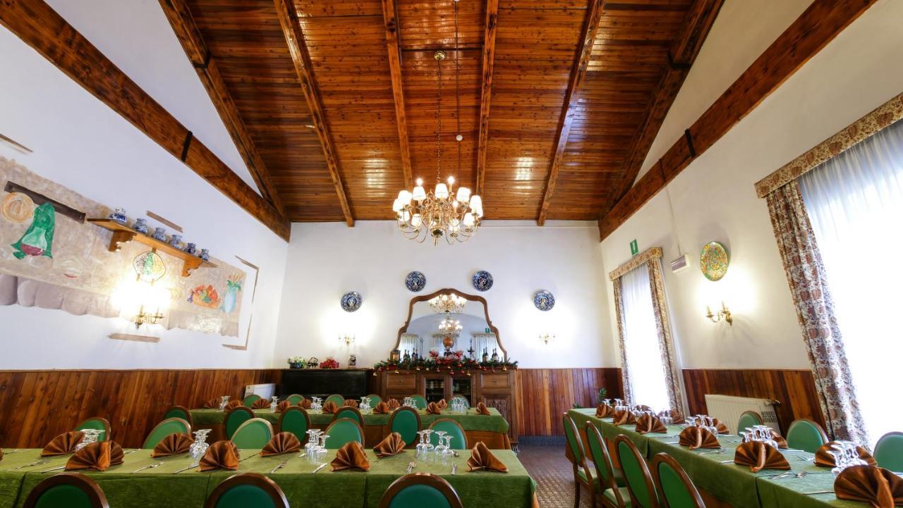 Hotel Ristorante La Nuova Fattoria Carsoli Exteriér fotografie